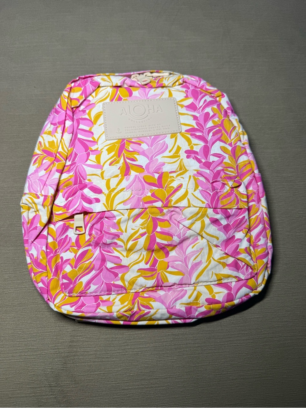 NWT RARE Aloha Collection SUPER SPECIAL LIMITED EDITION Mini Backpack Lei Stand - Picture 2 of 6